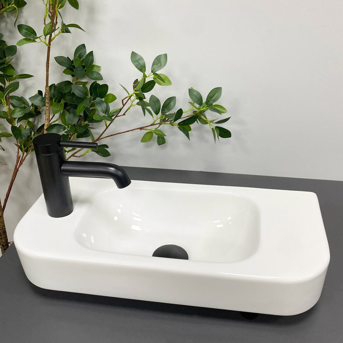 Умивальник (раковина) VBI APRILIA R WHITE підвісний, фото 1