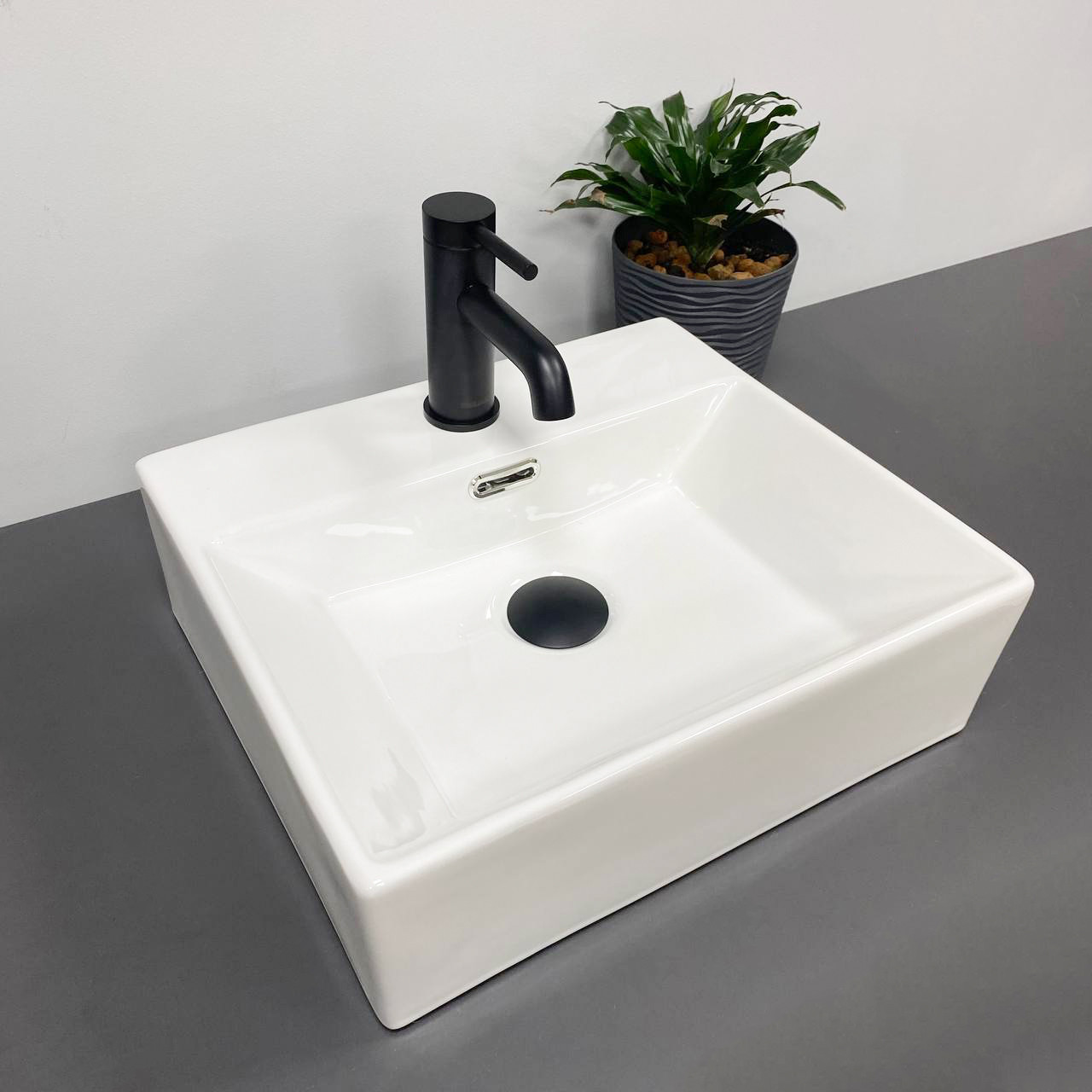 Умивальник (раковина) VBI PADUA 40 WHITE накладний підвісний, фото 1