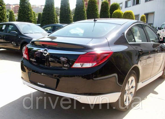 Задняя нижняя накладка (под покраску) для Opel Insignia 2008-2017 гг