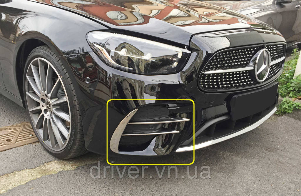 Боковые накладки на передний бампер 2020-2025 (нерж) для Mercedes E-сlass W213