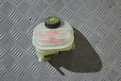 Розширювальний бачок гальмівної рідини 4D0611301F Audi A8 D2 1994-2002