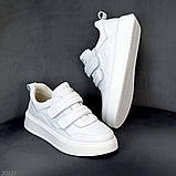 Білі шкіряні базові жіночі кеди на липучках колір на вибір, фото 7