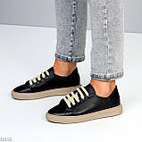 Чорні прошиті шкіряні кеди натуральна шкіра флотар на бежевій підошві, фото 4