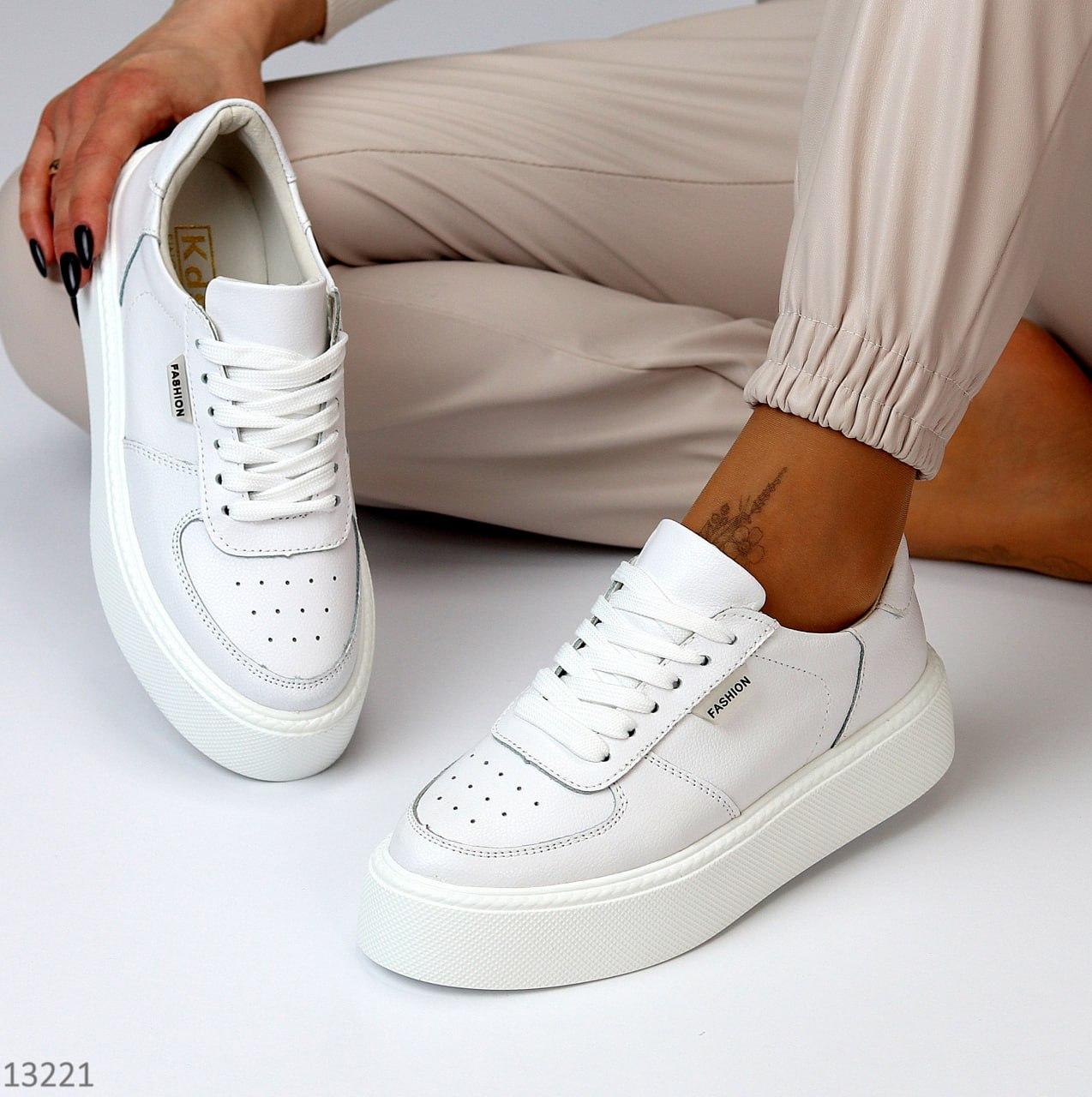 Стильні шкіряні білі кеди крипери натуральна шкіра з перфорацією, фото 1