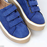Яскраві замшеві сині кеди на липучках у стилі спорт-шик, фото 9