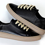 Чорні прошиті шкіряні кеди натуральна шкіра на бежевій підошві, фото 8