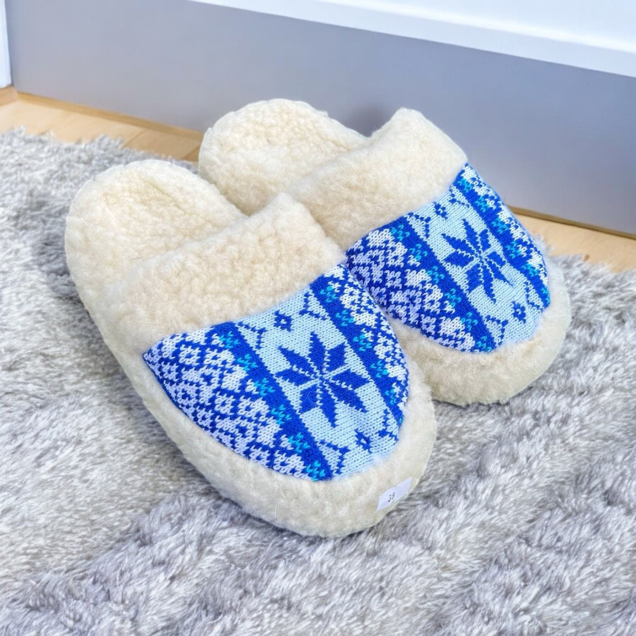 853 Домашні тапочки на овчині з вишивкою 39, фото 1