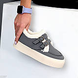 Сірі замшеві теплі автоледі з опушкою на потовщеній підошві, фото 2