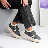 Сірі замшеві теплі автоледі з опушкою на потовщеній підошві, фото 7