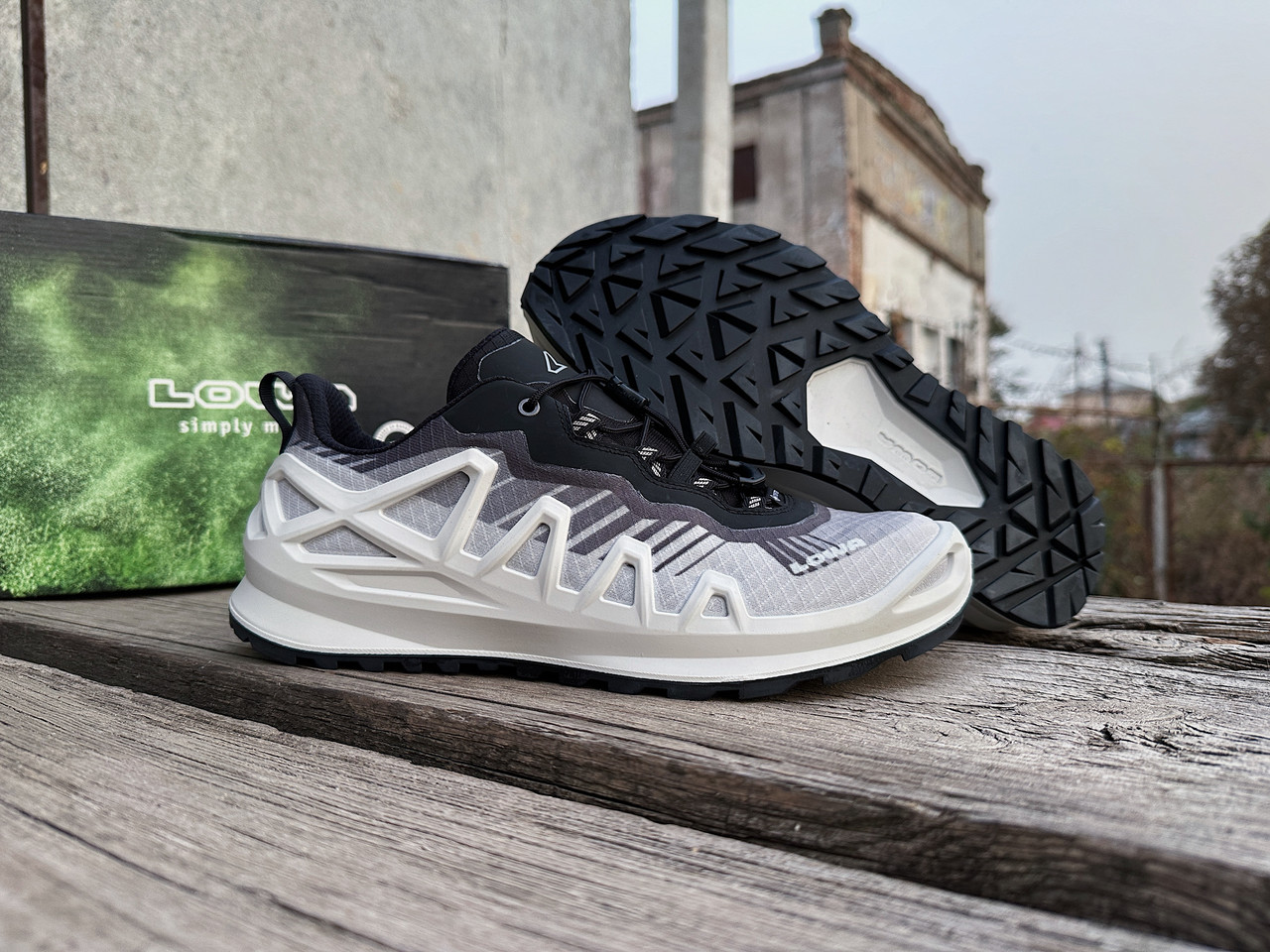Чоловічі кросівки Lowa Merger GTX LO Gore-Tex 310431-0199 Оригінал