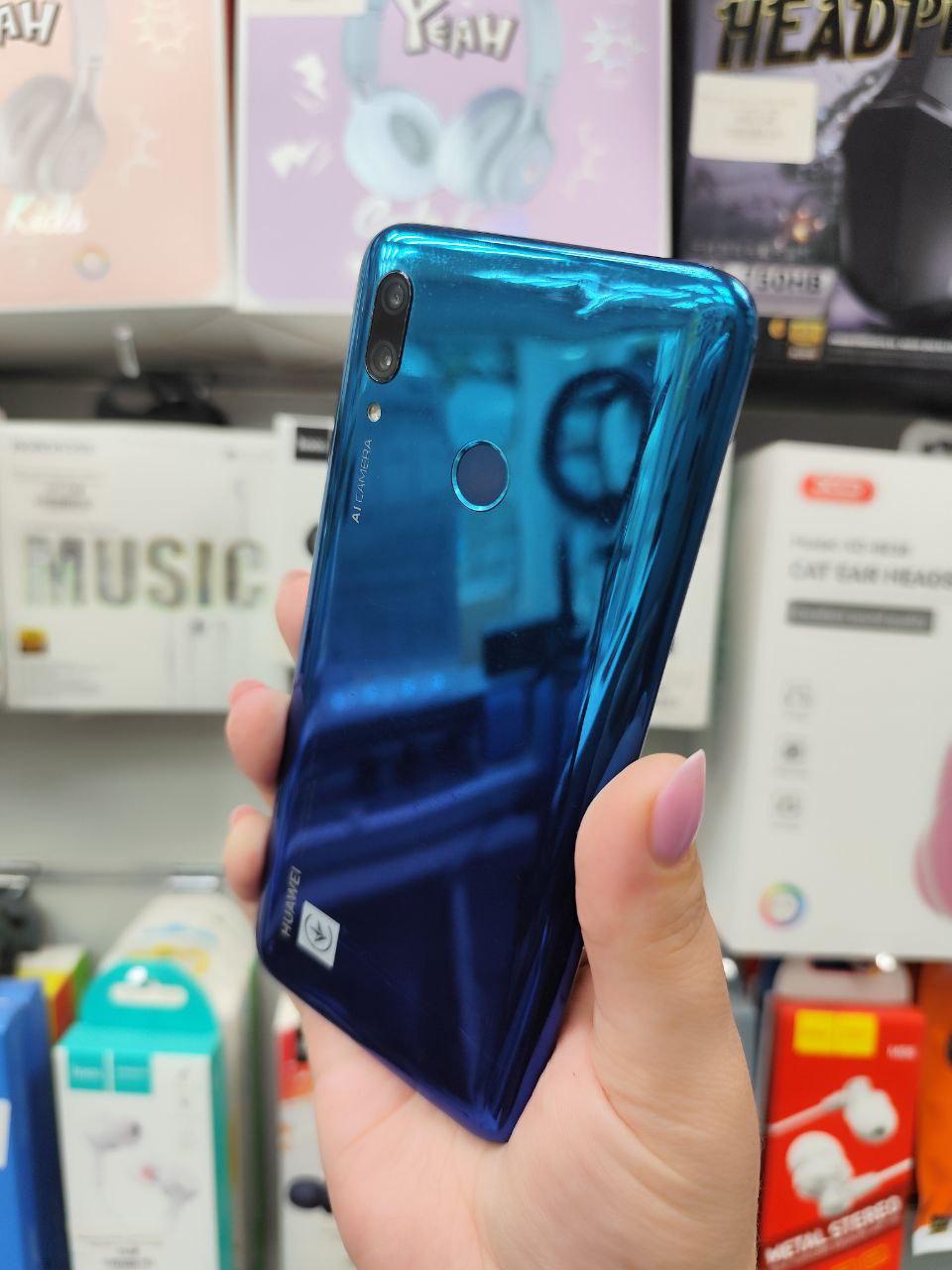 Б/В HUAWEI P Smart 3/64 Gb