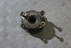 Ступиця переднього лівого колеса Audi A8 D2 1994-2002