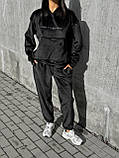 Чорний теплий жіночий спортивний костюм із капюшоном із двостороннього велюру, фото 2