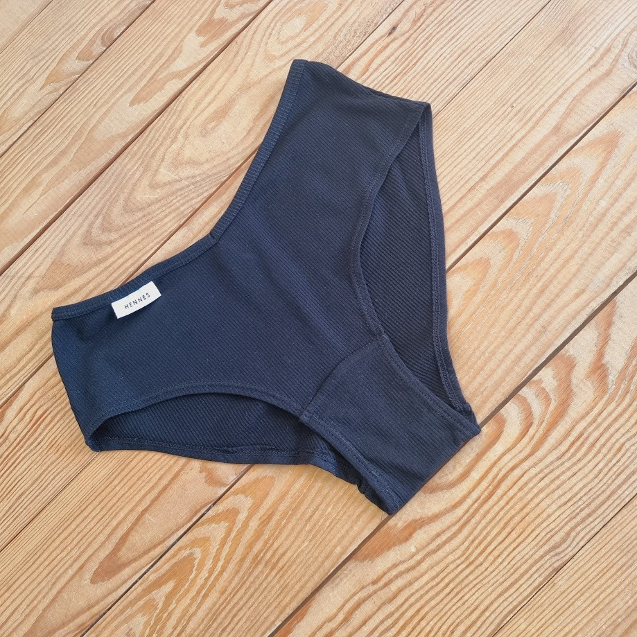 Жіночі трусики в рубчик H&M, розмір M, колір чорний