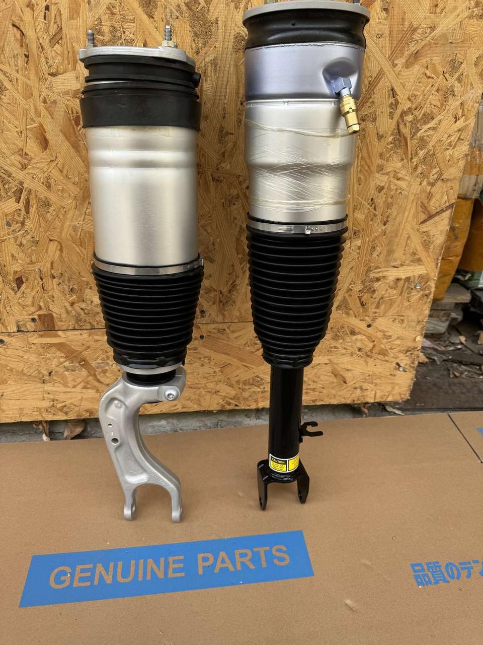 Пневмо Амортизатор передній Tesla MODEL X 2016- ЛЕВ=ПРАВ, фото 1