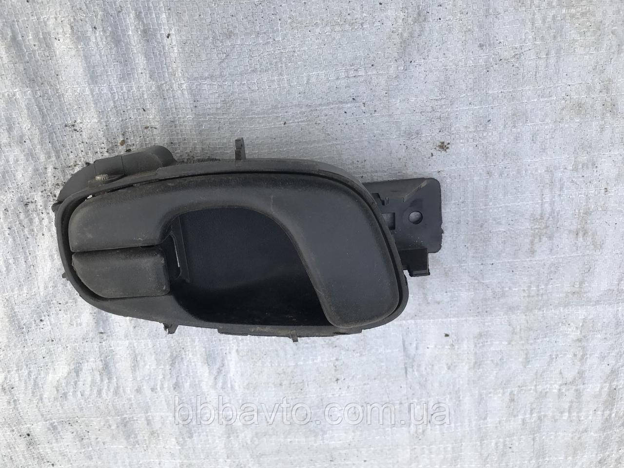 Ручка дверей Daewoo Lanos/Sens внутрішня ліва ( Б/У Оригінал), фото 1