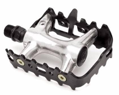 

Педалі Giant MTB 9/16" (черный-серебристый, алюм.)