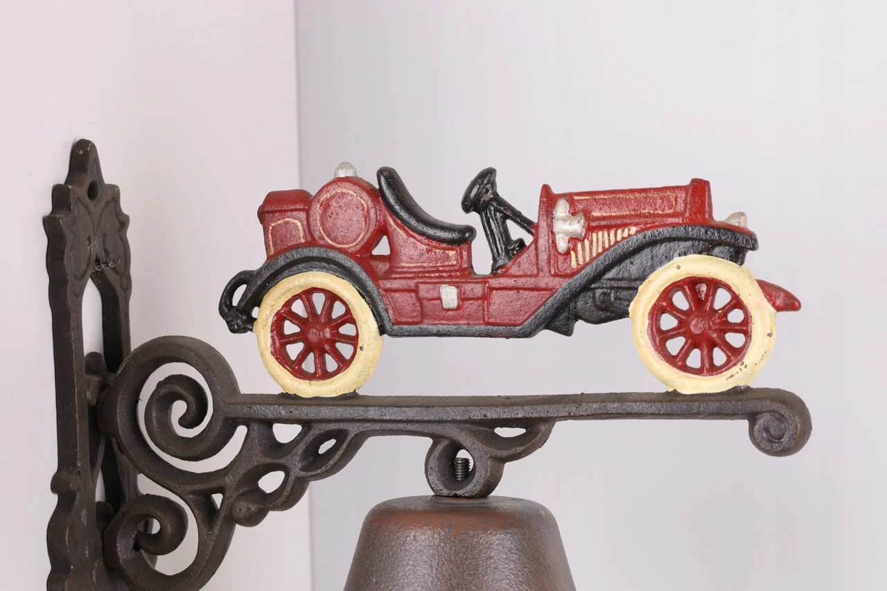 Дивний дверний розписний чавунний дзвін "Автомобіль".