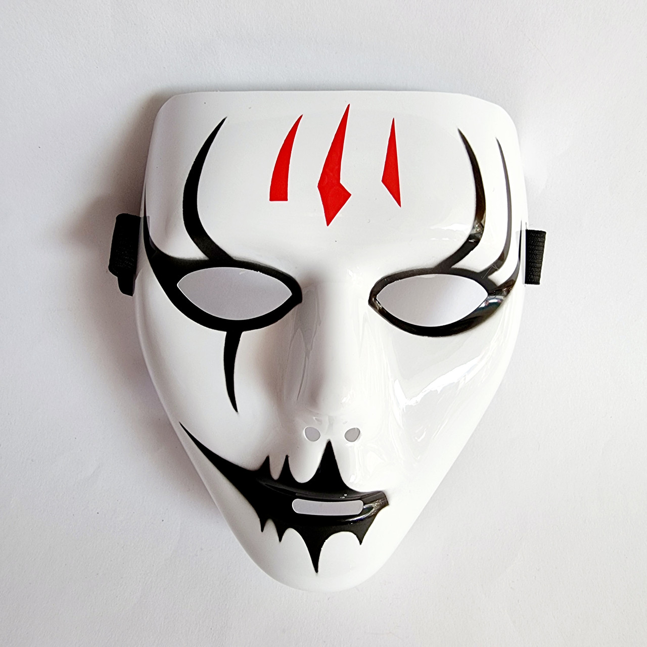 Маска Маскарад біла з чорним малюнком №1, 18х17 см