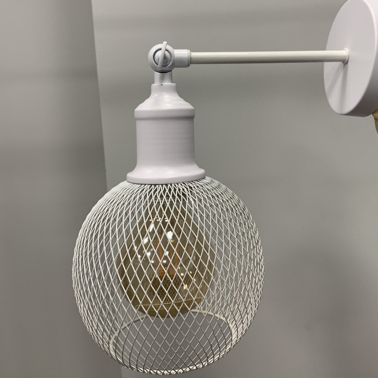 Біле бра з рівним кріпленням (907-W011F1-1 WH)