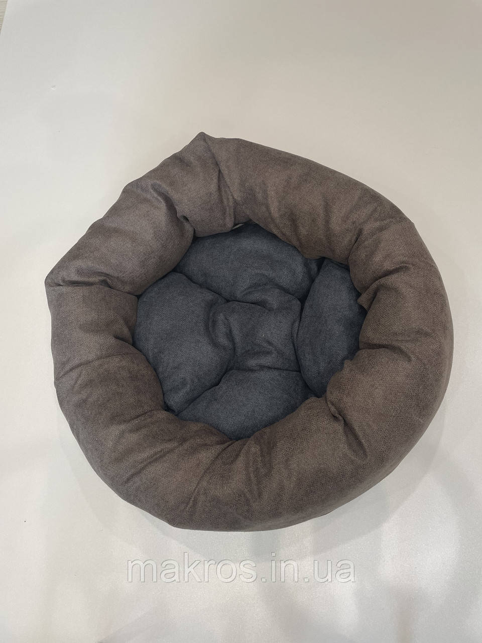 Лежак для котів і собак SKYPUFF 80 см Chocolate + Graphite