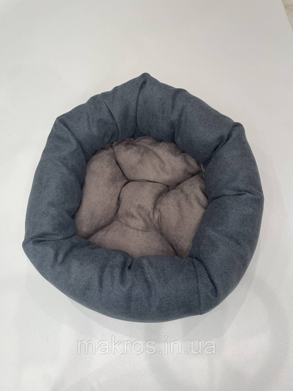 Лежак для котів і собак SKYPUFF 60 см Graphite + Cappuccino
