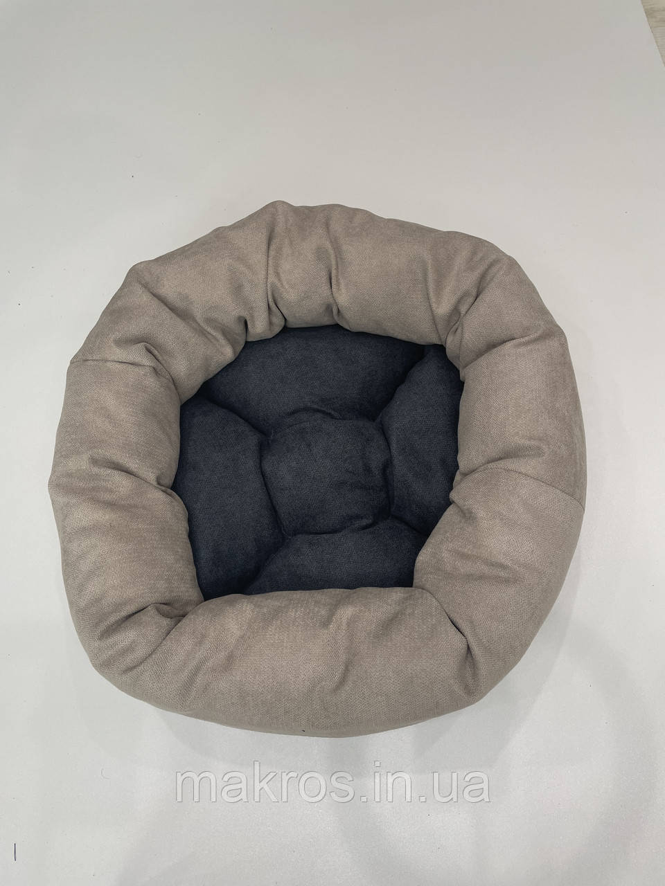 Лежак для котів і собак SKYPUFF 80 см Great Latte + Graphite, фото 1