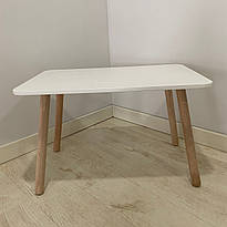 Стільчики та столи окремо