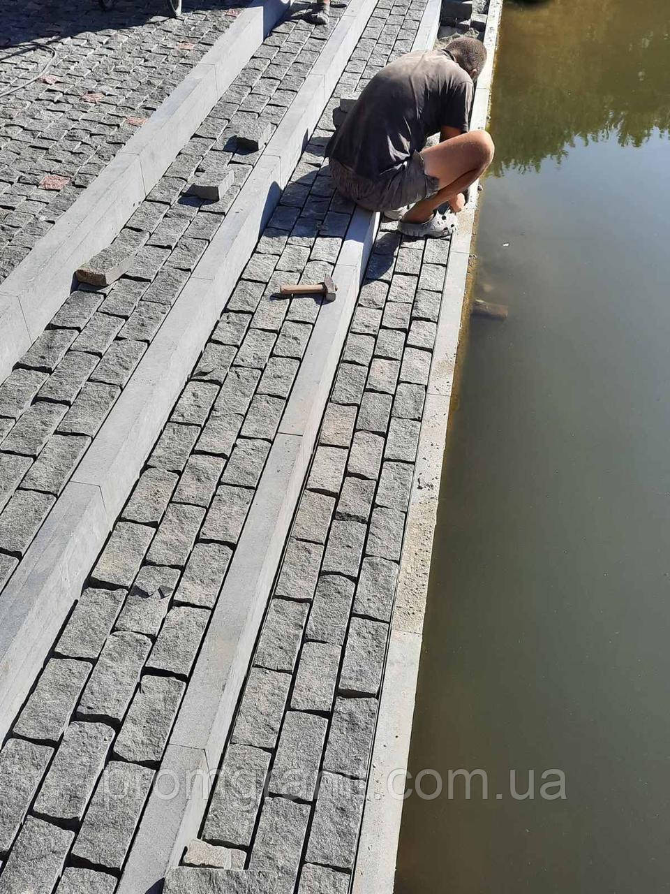 Бруківка гранітна колота 10*20 натуральний камінь, фото 1