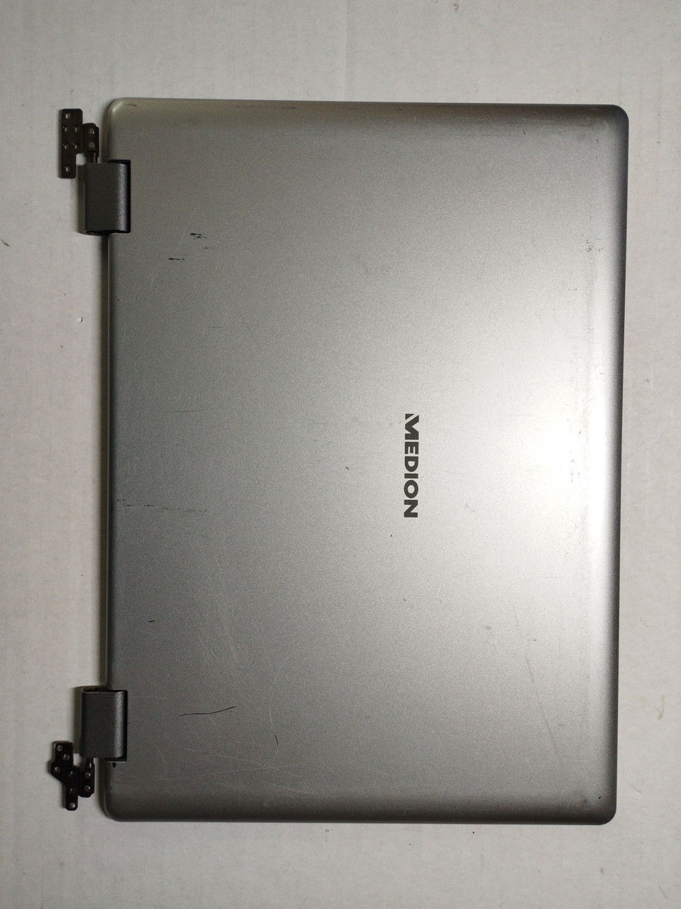 Medion Akoya E2228 (MD 61900) Корпус A (кришка матриці+петлі+камера) б/у, фото 1