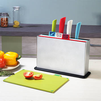 Набір обробних дощок з ножами в кейсі 4 + 4 шт різнокольоровий