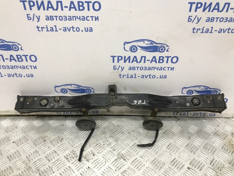 Панель передня верхня планка Toyota Avensis T25 1.8 БЕНЗИН 1ZZFE 2003 (б/в), фото 1