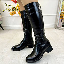 Чоботи лакові чорні на невисокому підборі. Батал