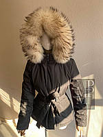 Жіноча зимова куртка хакі з натуральним хутром фінського єнота, опушка, 42-54 розміри