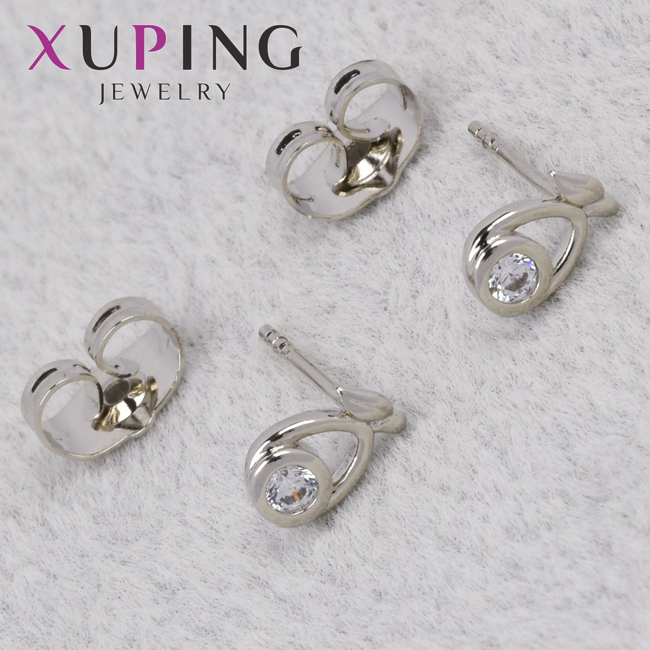 Серьги пуссеты гвоздики серебристого цвета фирма Xuping Jewelry с белыми стразами размер 7х4 мм