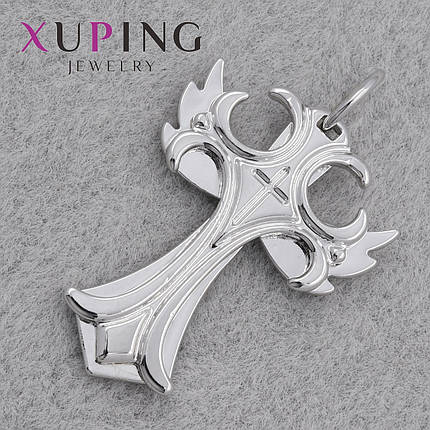 Крестик серебристого цвета фирмы Xuping медицинское золото с узорами размер изделия 27х20 мм, фото 1