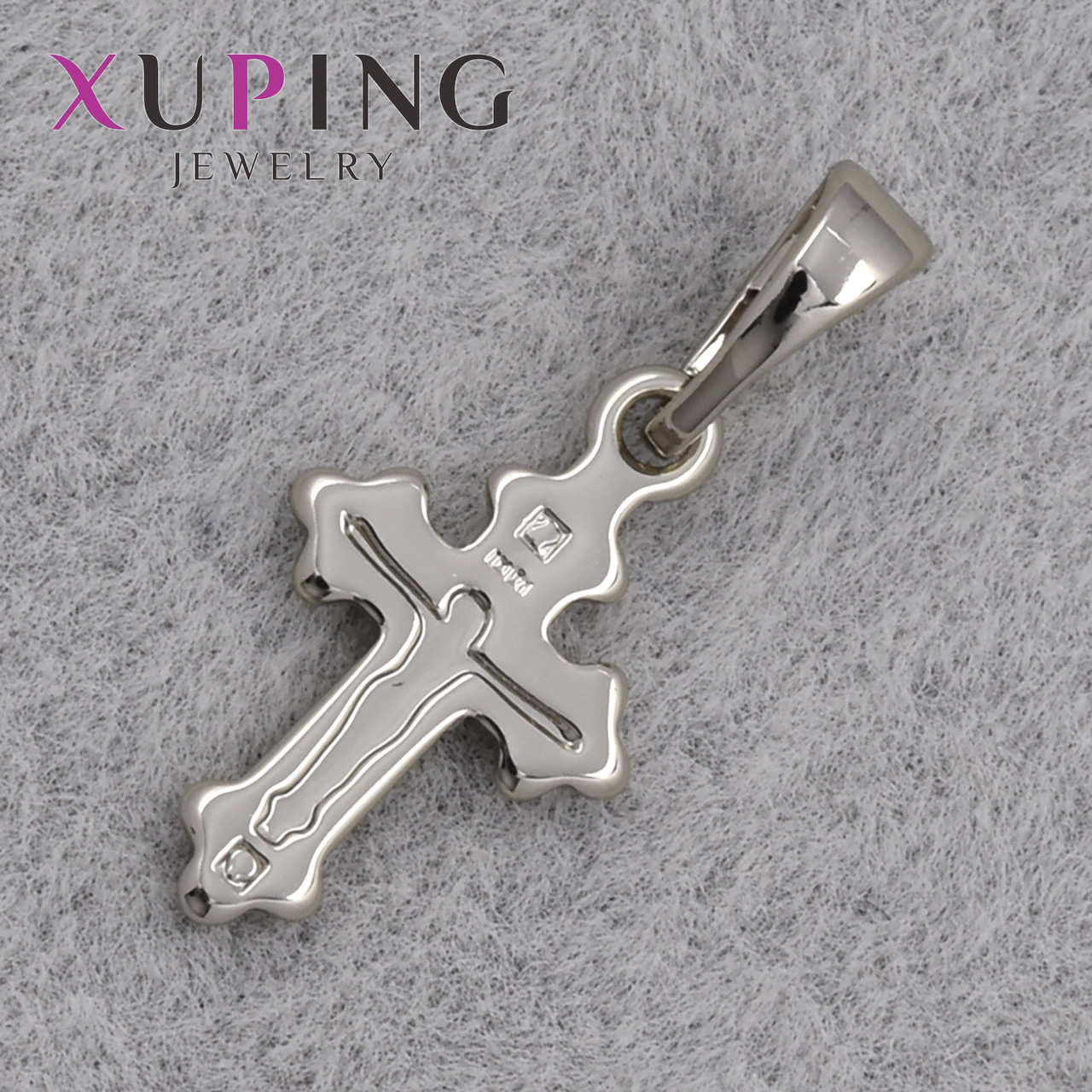 Крестик детский серебристого цвета фирмы Xuping медицинское золото с распятием размер изделия 15х10 мм