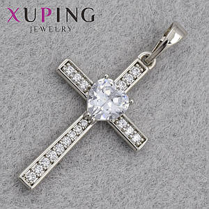 Хрестик сріблястого кольору фірми Xuping медичне золото з кришталевим серцем розмір виробу 26х15 мм