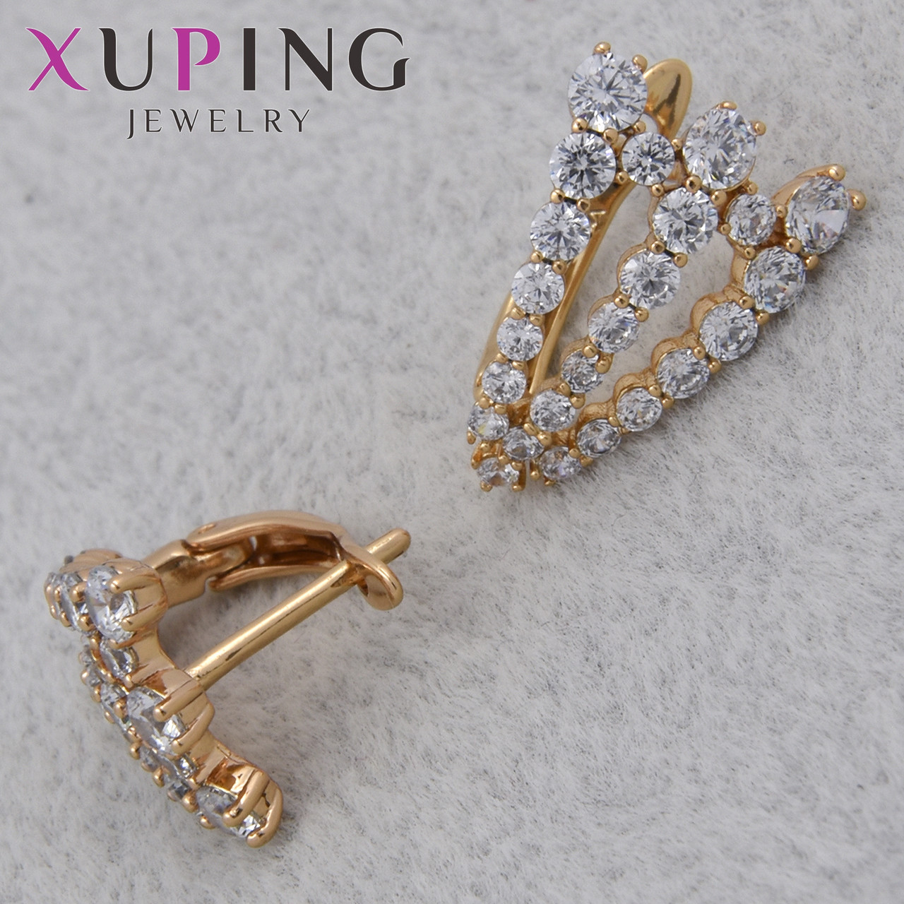 Серьги женские золотистого цвета Xuping Jewelry английская застёжка с белыми стразами размер 17х11 мм