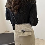 Жіноча класична сумка 10368 на ланцюжку бежева, фото 9