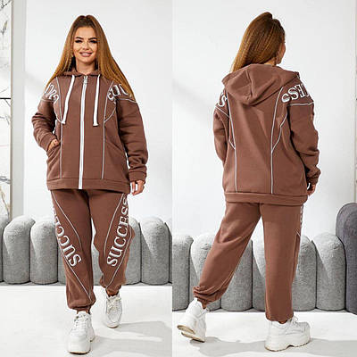 Зимовий спортивний жіночий костюм батал з тринитки на флісі з капюшоном і написами