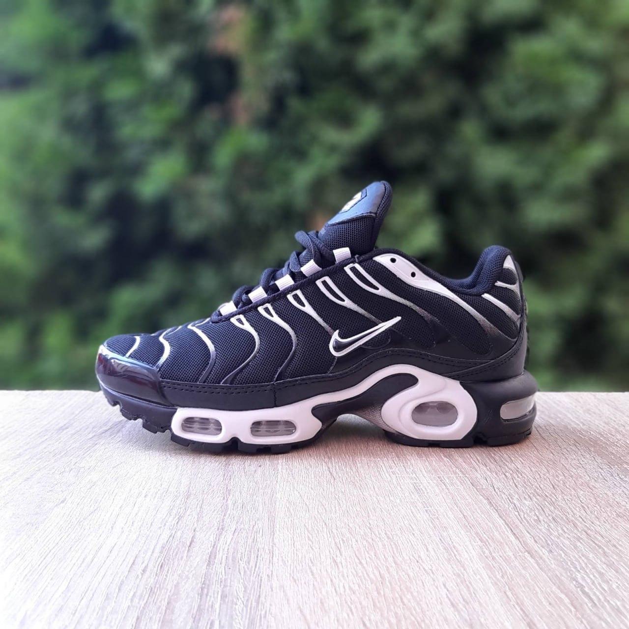 Чоловічі кросівки Nike Air Max TN AIR (чорно-білі) модні спортивні кроси 11347 Найк vkross, фото 1