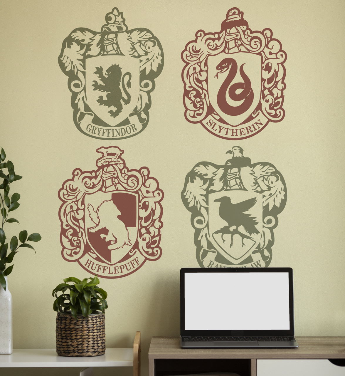 Трафарет для фарбування, Йода, одноразовий з самоклеючої плівки 115 х 120 см, фото 1