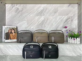 Сумка жіноча крос-боді 22*17 см на два відділення зі штучної шкіри у різних кольорах Yura