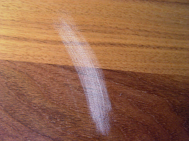 Реставрация мебели. Устранения потертостей