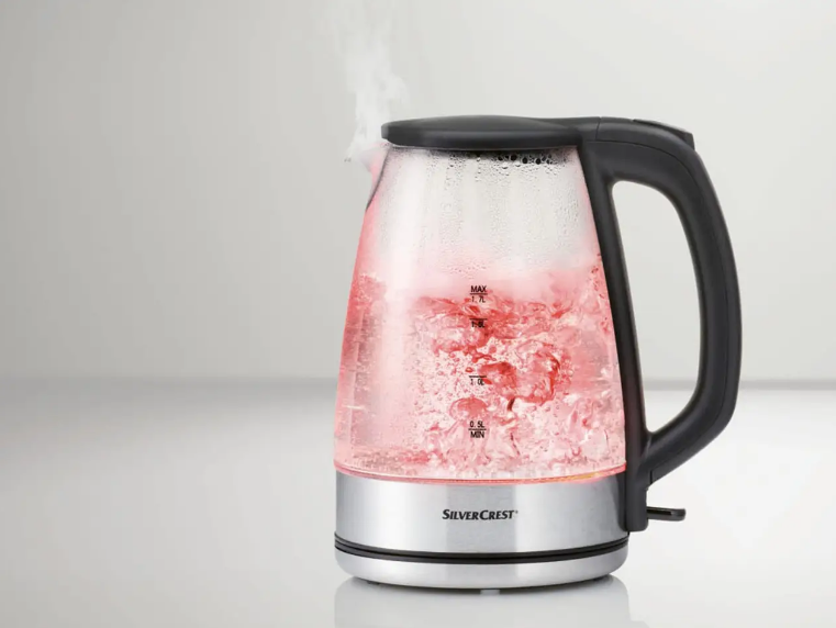 Скляний електрочайник з різнобарвною підсвіткою SilverCrest SWGF 3000 C1 (STRIX, 1.7 л, 3000 Вт, Німеччина)