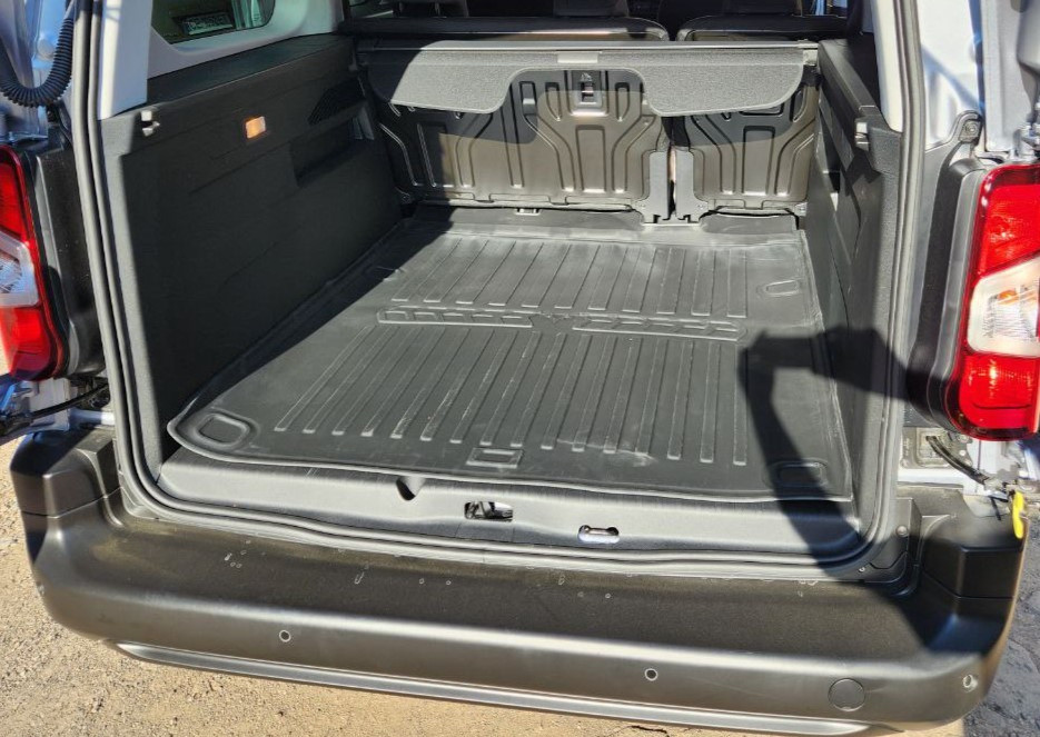 Килимок в багажник 3D  довга база   Stingray  для Toyota Proace City