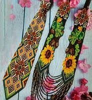 Прикраса з бісеру на шию