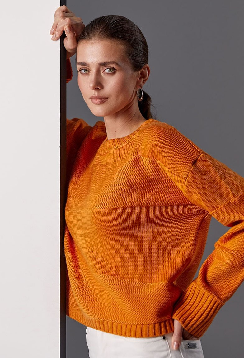 Джемпер жіночий оригінальний помаранчевого кольору. Модель 2760