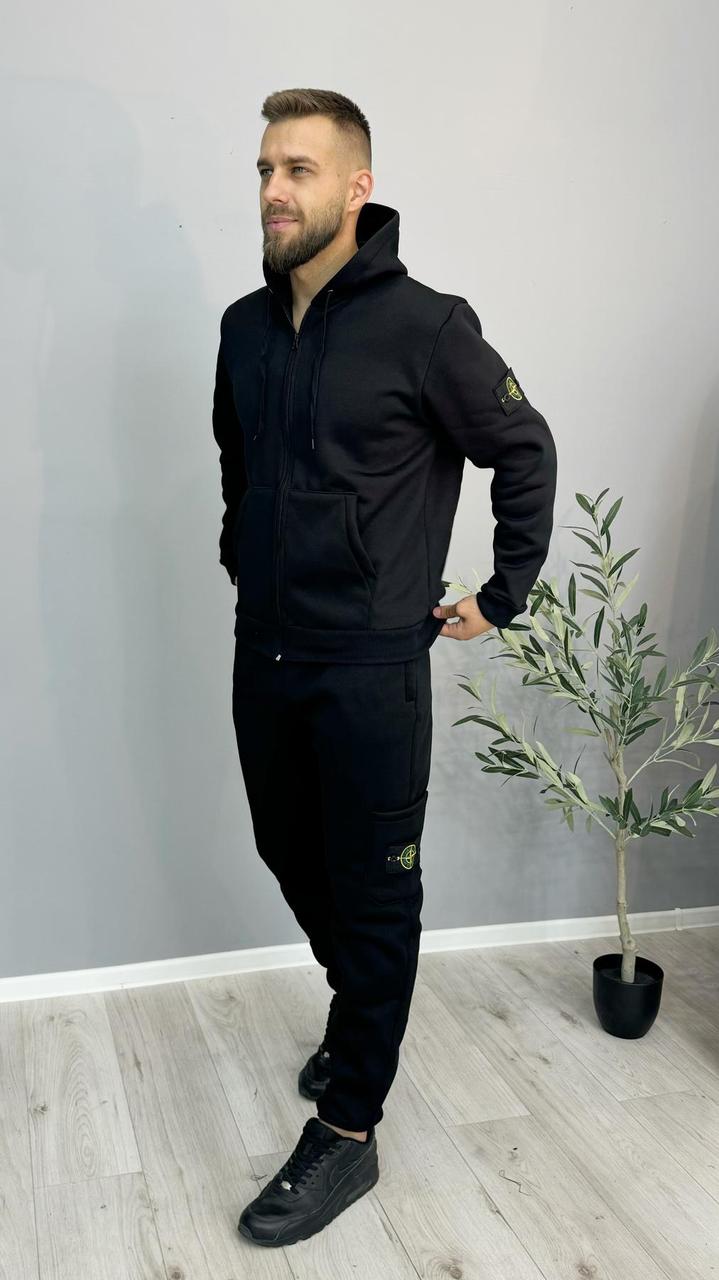 Чоловічий зимовий спортивний костюм Stone Island чорний на блискавці з капюшоном Стон Айленд на флісі, фото 1